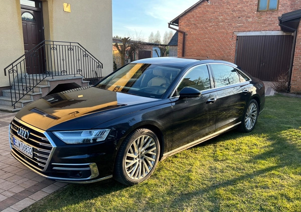 Audi A8 cena 229000 przebieg: 205600, rok produkcji 2017 z Tarnowskie Góry małe 667